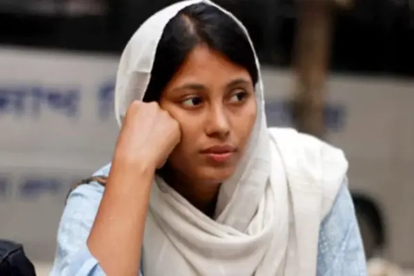 ফাতিমা তাসনিম জুমা বলেছেন, দলটির মুখপাত্র শরিফ ওসমান হাদি হত্যার পরিকল্পনাকারীরা তার জানাজার নামাজের সামনের কাতারেই ছিল।