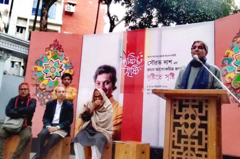 প্রথম আলোর সম্পাদক মতিউর রহমান বলেছেন, নির্বাচন না হলে দেশে ‘খুব ভয়ংকর পরিস্থিতি’ তৈরি হতে পারে।