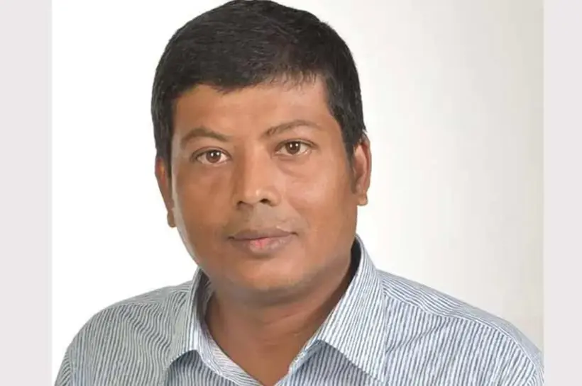 ঢাকা মহানগর উত্তরের স্বেচ্ছাসেবক দলের সাবেক সাধারণ সম্পাদক আজিজুর রহমান মুসাব্বিরকে গুলি করে হত্যা করা হয়েছে।