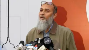 এম নাজমুল ইসলাম।