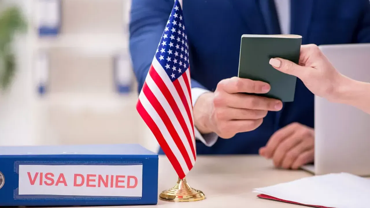 ৭৫টি দেশের আবেদনকারীদের জন্য সব ধরনের ভিসা প্রক্রিয়াকরণ স্থগিত করছে বলে জানিয়েছেন মার্কিন পররাষ্ট্র দপ্তরের এক মুখপাত্র।