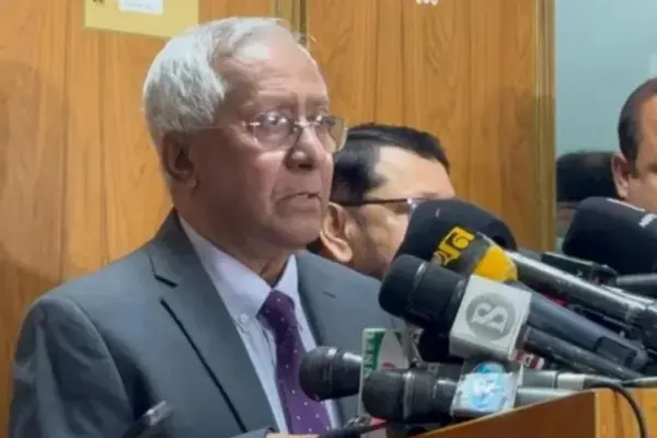 ইসি সচিব আখতার আহমেদ।