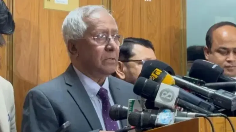 ইসি সচিব আখতার আহমেদ।