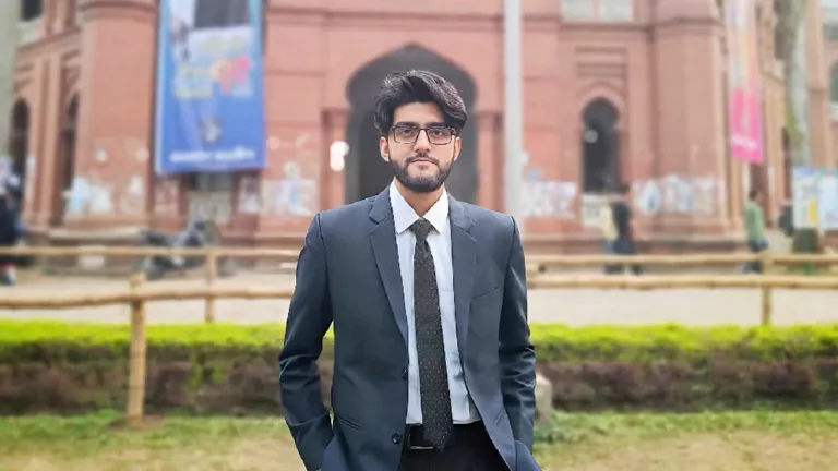 ঢাবি শিক্ষার্থী অনন্য গাঙ্গুলী।