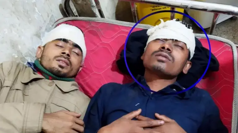 আহত মিরাজ ও আরও একজন।