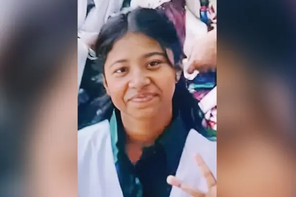 শাহরিয়ার শারমিন বিন্তি।