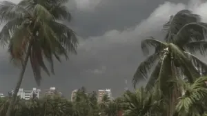 কালবৈশাখী ঝড়ের ছবি।