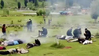 পেহলগামে হামলার পর হতাহত পর্যটকরা।