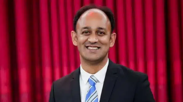 ব্যারিস্টার সুমন।